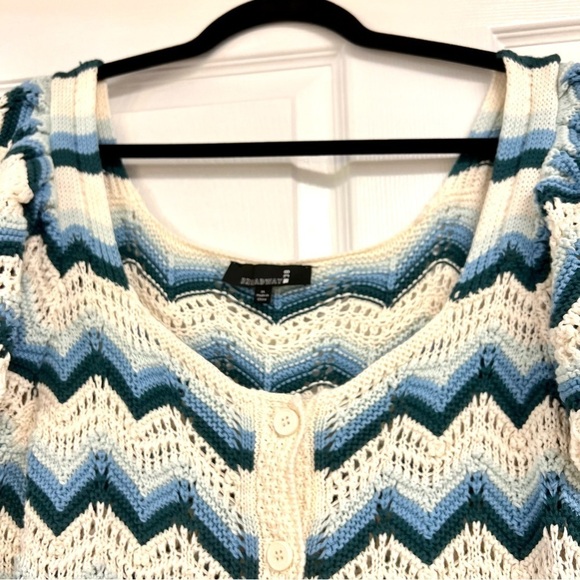 NWT Broadway 38 crochet open knit striped boho button down sweater zigzag XL - Picture 3 of 11